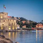 Rapallo: Nuovo Vista Mare
