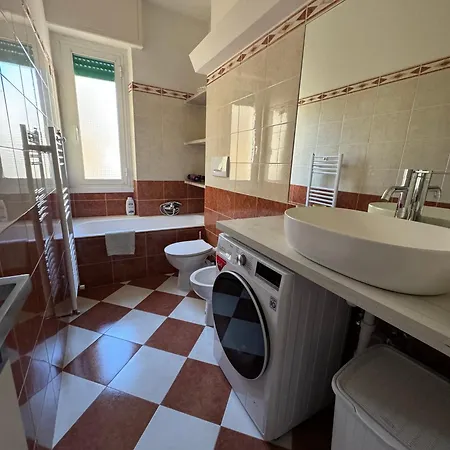 Rapallo: Nuovo Vista Mare Appartement
